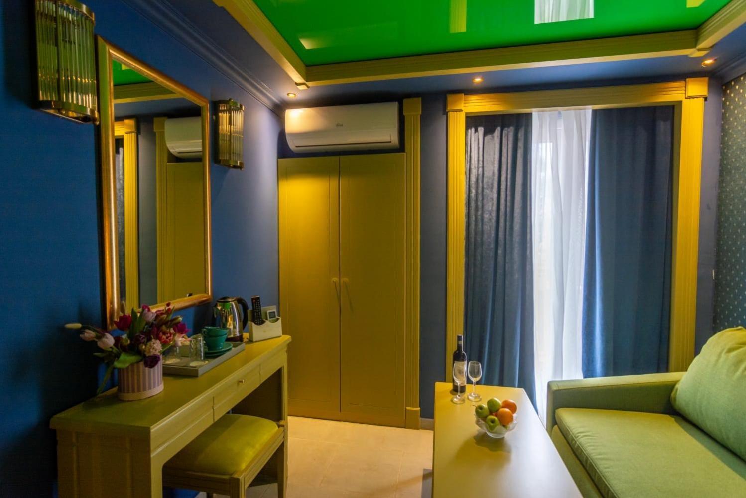 Hotel Craiova By Phoenicia Blue View Olimp Zewnętrze zdjęcie